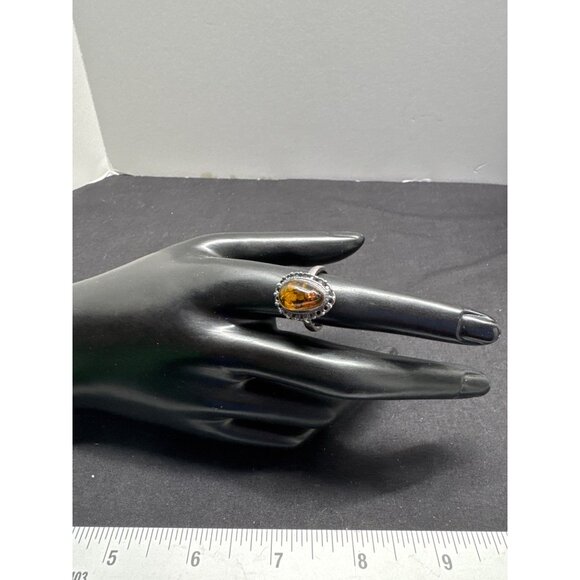 Vintage Sterling Silver Ring With Amber Oval Stone & Decorative Bezel Setting - Picture 2 of 11